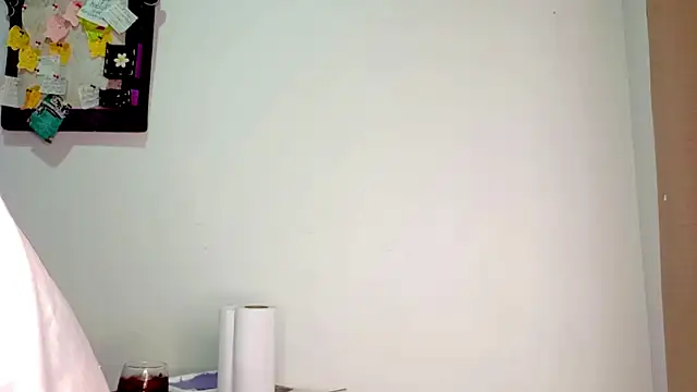 PetiteIvoryQueen19 online show from 06.18.26