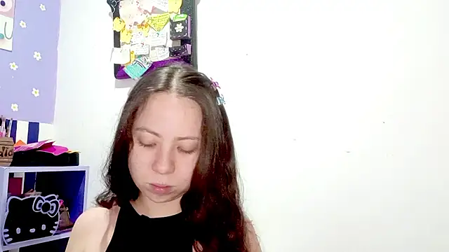 PetiteIvoryQueen19 online show from 07.13.26