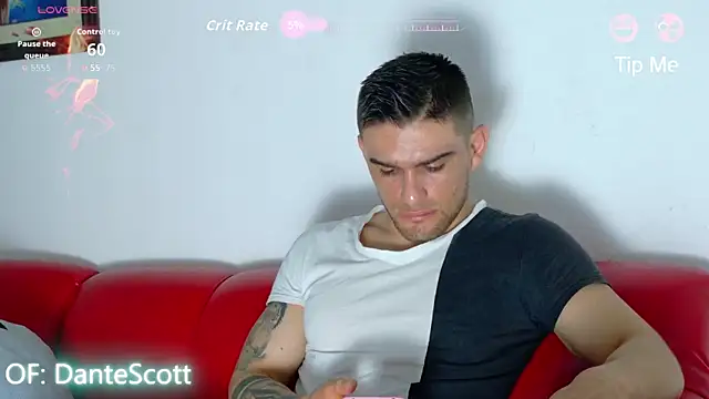 Snapshot of Sexy_Alejandro_ chatting on 04.23.26 Sexy Alejandro online show from 04.23.26