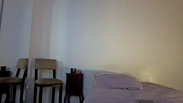 Leah Evans3 online show from 12.15.25