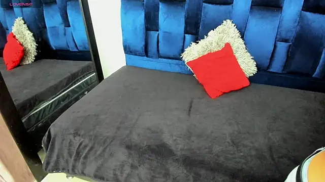 Stefyrossy online show from 04.14.26