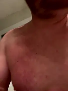 Snapshot of frenchboy9711 chatting on 01.10.26 frenchboy9711 online show from 01.10.26