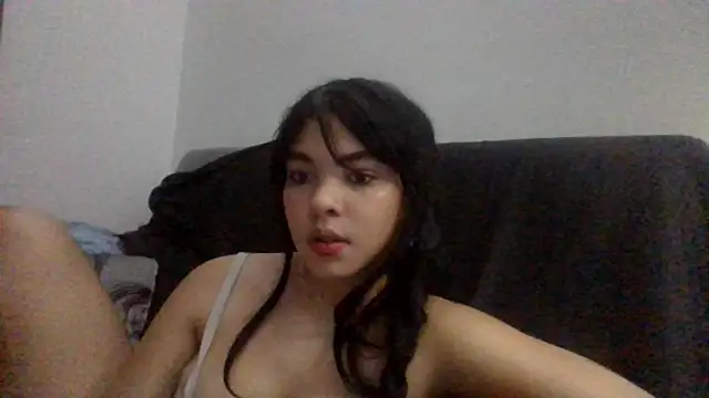 Kiri Cutee online show from 01.12.25