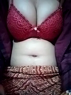 Snapshot of Shanvi_Tyagi chatting on 02.20.25 Shanvi Tyagi online show from 02.20.25