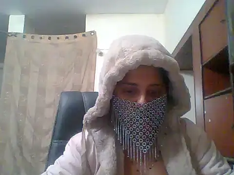 kamayanisingh24 online show from 01.20.25