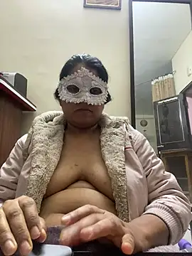 kamayanisingh24 online show from 02.26.25