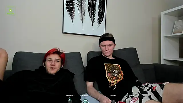 Snapshot of Viego_Pattel chatting on 12.20.24 Viego Pattel online show from 12.20.24