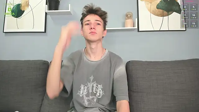 Snapshot of Viego_Pattel chatting on 09.24.25 Viego Pattel online show from 09.24.25