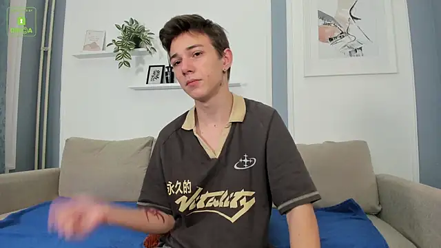 Snapshot of Viego_Pattel chatting on 09.27.25 Viego Pattel online show from 09.27.25