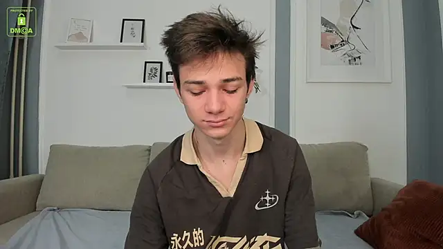 Snapshot of Viego_Pattel chatting on 10.19.25 Viego Pattel online show from 10.19.25