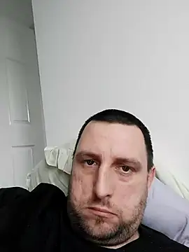 HE-M123 online show from 10.08.25