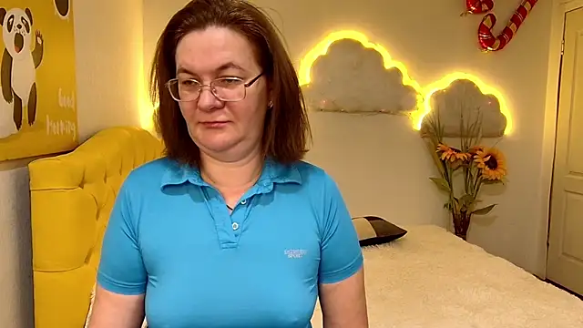 HolyMilfa online show from 02.02.25