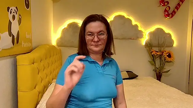 HolyMilfa online show from 02.02.25