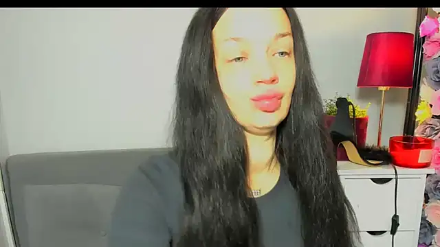 OliviaFantasy online show from 02.10.26