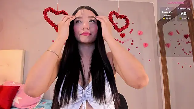 Maia W10 online show from 02.17.26