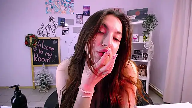 Snapshot of MelissaLovvv chatting on 01.03.25 MelissaLovvv online show from 01.03.25