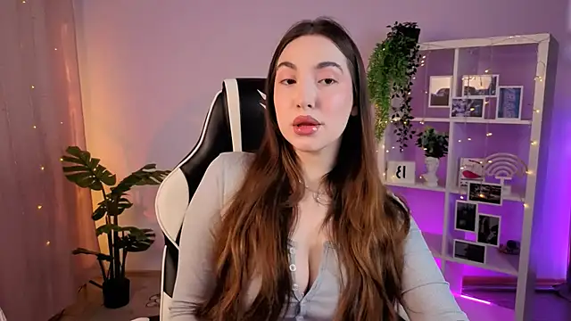 MelissaLovvv online show from 11.21.25