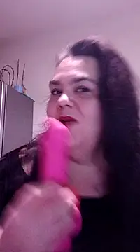 Snapshot of Niny84 chatting on 01.18.25 Niny84 online show from 01.18.25