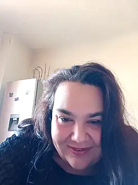 Snapshot of Niny84 chatting on 01.19.25 Niny84 online show from 01.19.25