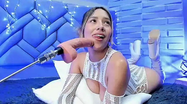 BriannaHarps online show from 01.11.25