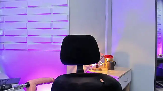 BriannaHarps online show from 01.17.25