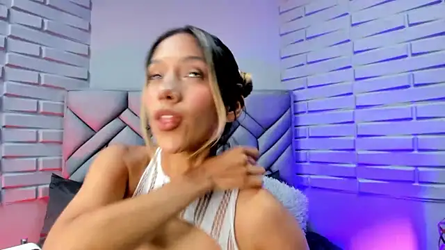 BriannaHarps online show from 03.01.25