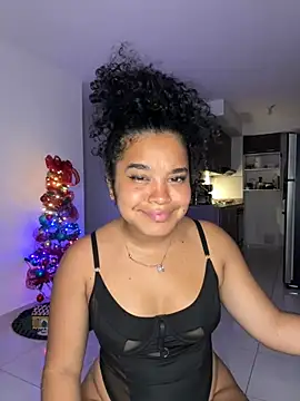 Snapshot of Lucy_wilson5 chatting on 01.12.25 Lucy wilson5 online show from 01.12.25