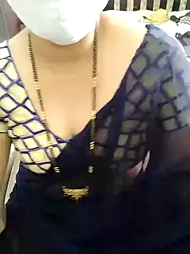 Snapshot of aliseanu chatting on 02.02.25 aliseanu online show from 02.02.25