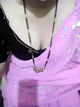 Snapshot of aliseanu chatting on 02.03.25 aliseanu online show from 02.03.25