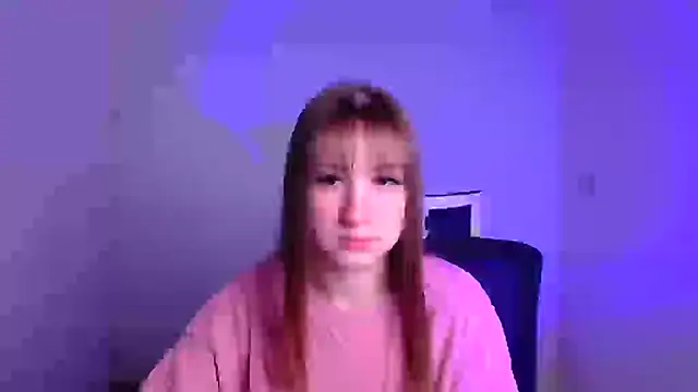 Snapshot of Evelina_GG chatting on 02.10.25 Evelina GG online show from 02.10.25