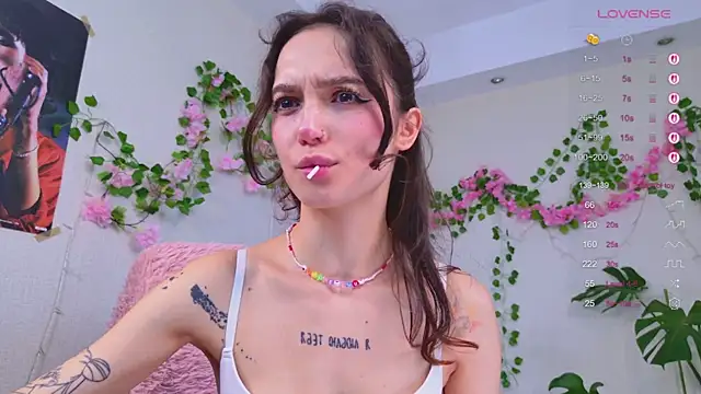 MyLou  online show from 09.12.25