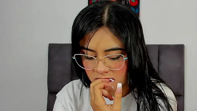 Dulce amg online show from 03.17.25