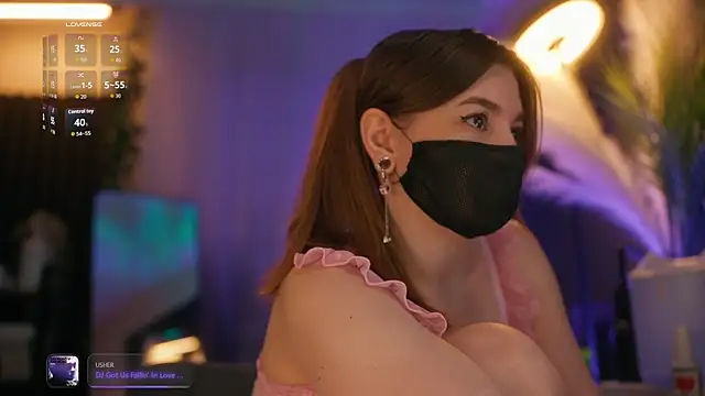 Snapshot of aarimass chatting on 03.04.26 aarimass online show from 03.04.26