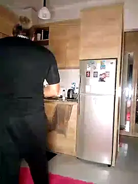 Lovely milk online show from 12.19.24