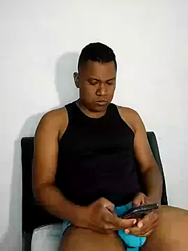 Snapshot of latinblack01 chatting on 01.27.25 latinblack01 online show from 01.27.25