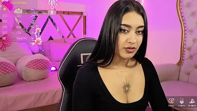 Moonshine tay online show from 09.23.25