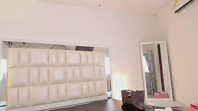 Alhana pulido online show from 03.18.25