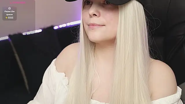 LikaBerry1 online show from 12.10.24