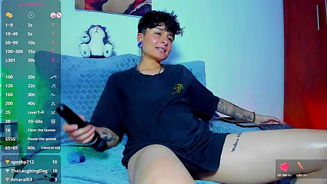 Snapshot of ZuryRamirez_ chatting on 01.16.25 ZuryRamirez online show from 01.16.25