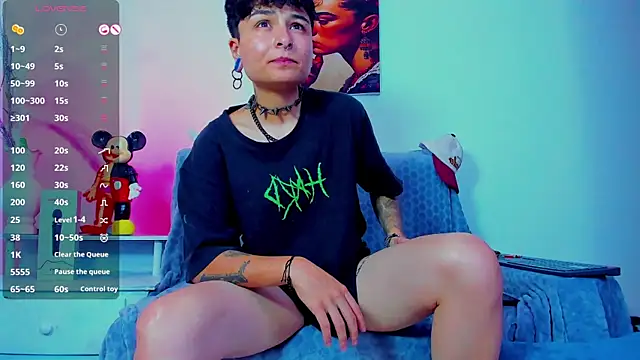 Snapshot of ZuryRamirez_ chatting on 01.20.25 ZuryRamirez online show from 01.20.25