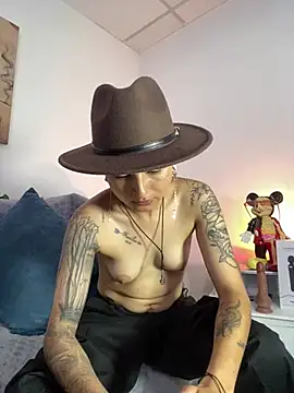Snapshot of ZuryRamirez_ chatting on 02.02.25 ZuryRamirez online show from 02.02.25