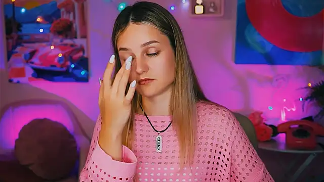 DeboraLarson online show from 12.16.24