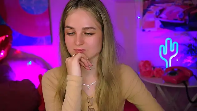 DeboraLarson online show from 03.11.25