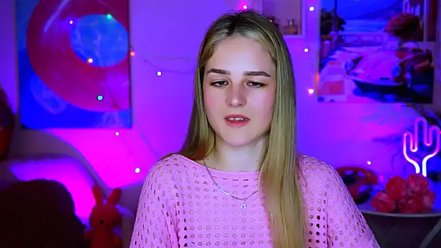 DeboraLarson online show from 03.21.25