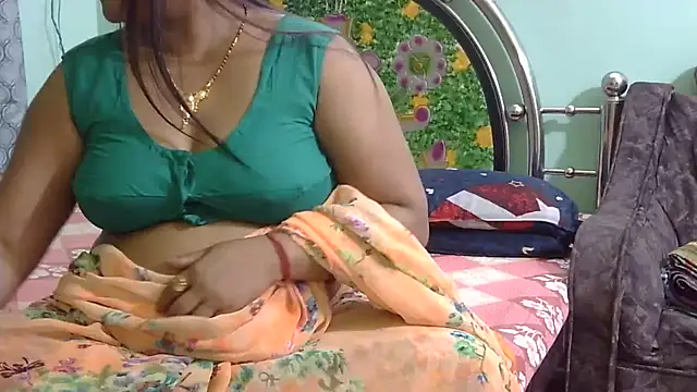 Snapshot of Couple_For_You18 chatting on 03.11.26 Couple For You18 online show from 03.11.26