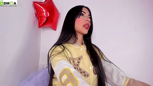 Snapshot of baby_alee chatting on 12.20.24 baby alee online show from 12.20.24
