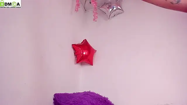 Snapshot of baby_alee chatting on 12.20.24 baby alee online show from 12.20.24