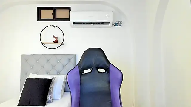 LiamGarcia1 online show from 02.05.25