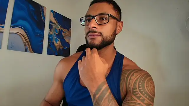 LiamGarcia1 online show from 02.11.26