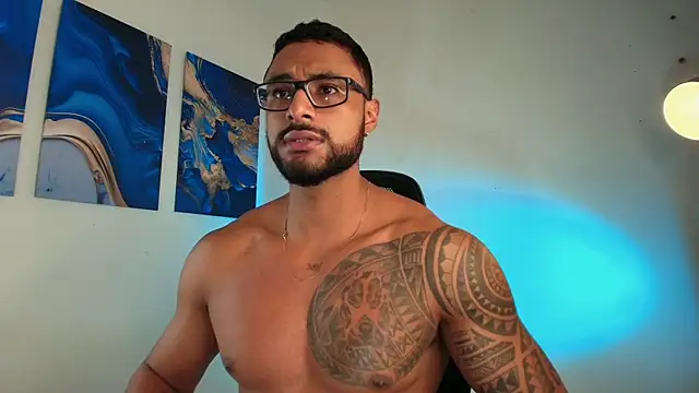 LiamGarcia1 online show from 02.17.26